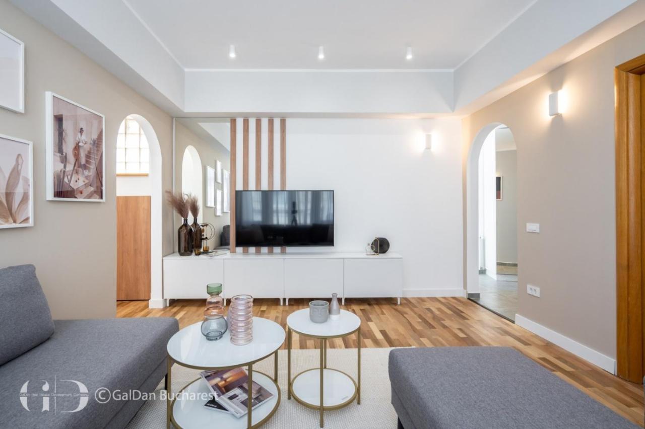 Old Town Bucharest, Lovely 2 Bedrooms Apartment